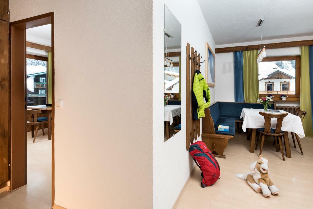 Hotel Sporthaus Troger Sankt Jakob in Defereggen Esterno foto