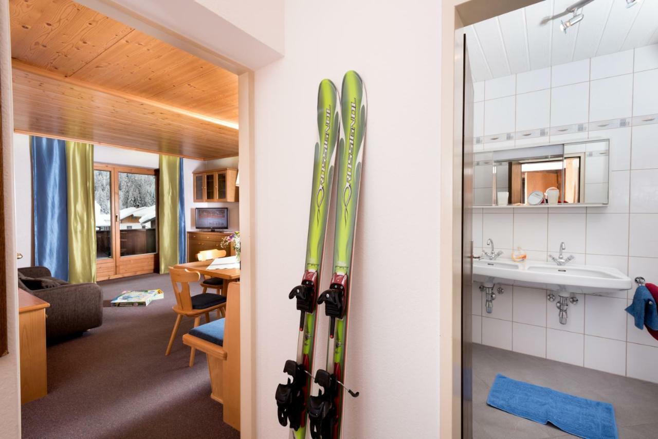 Hotel Sporthaus Troger Sankt Jakob in Defereggen Esterno foto